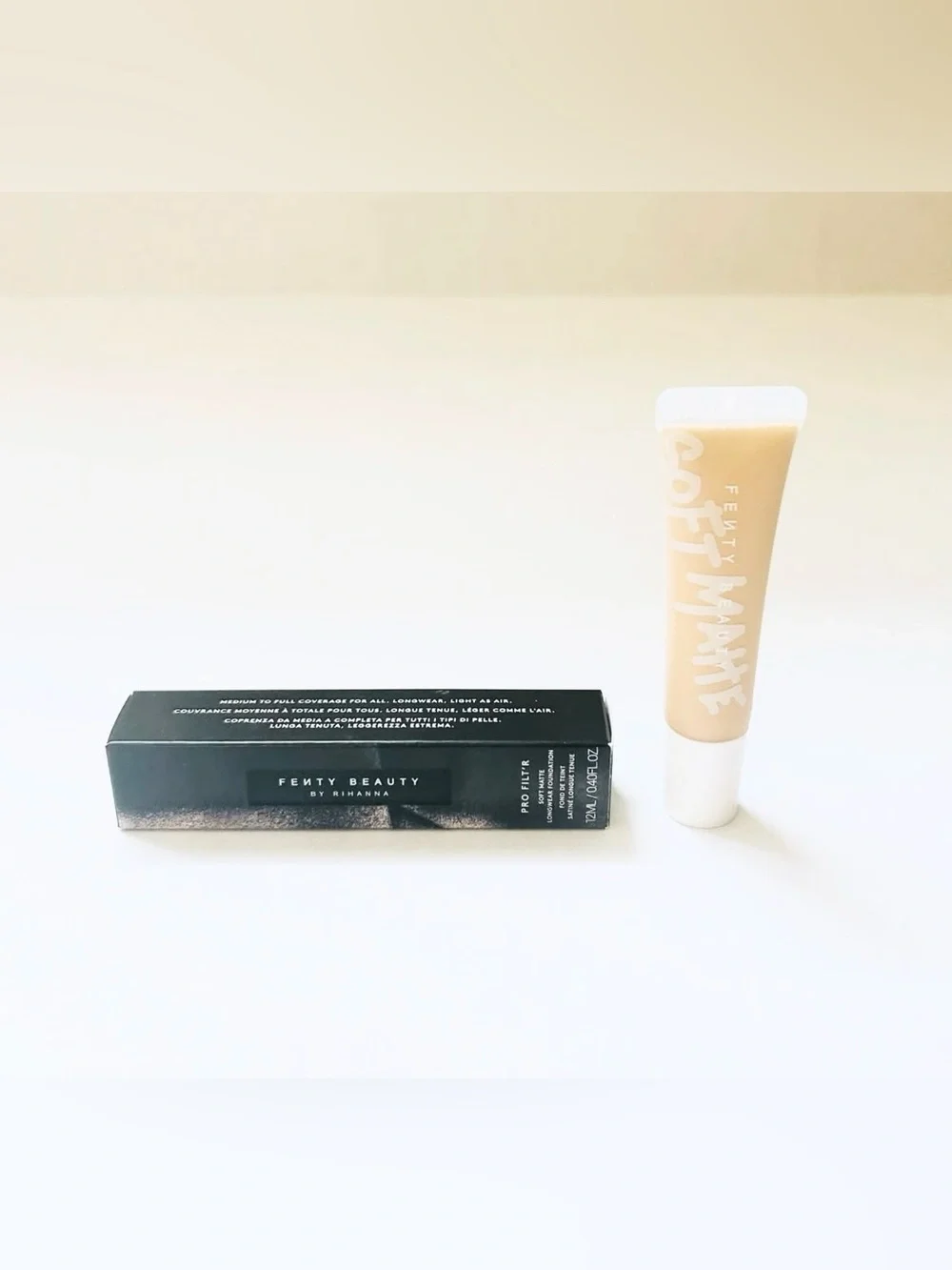 Fenty Beauty Pro Filt'r Mini Soft Matte Longwear Foundation 260